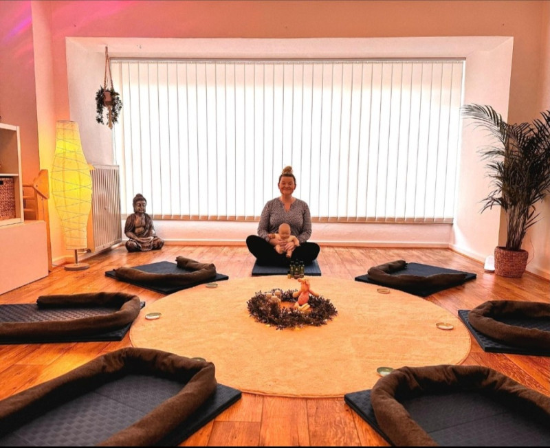 Systemisch ganzheitliche Babymassage