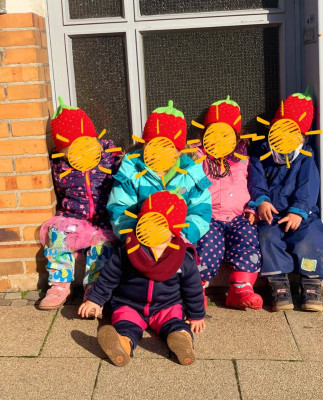 Die Erdbeermützengang